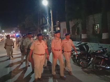 Movement of police in Satara on the backdrop of Lok Sabha elections | लोकसभा निवडणुकीच्या पार्श्वभूमीवर साताऱ्यात पोलिसांचे संचलन