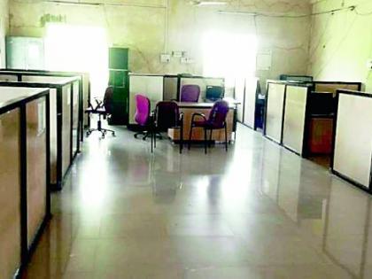 Diwali fever, government offices are covered in dew | दिवाळी फिवर, शासकीय कार्यालये पडली ओस