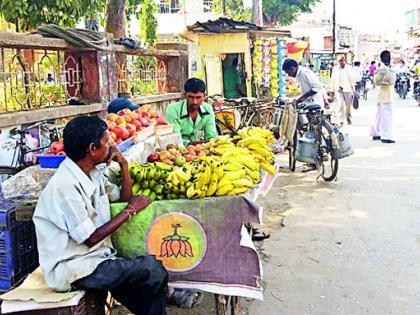 Encroachment to be removed from the city council | नगर परिषद हटविणार अतिक्रमण