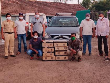 CoronaVirus: Two arrested for transporting alcohol in a broken car: Big action for second day in a row | CoronaVirus : विखळेत कारमधून दारू वाहतूक, दोघांना अटक : सलग दुसऱ्या दिवशी मोठी कारवाई