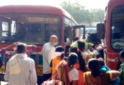 Great response to passenger transport in Gujarat | गुजरातमधील प्रवासी वाहतुकीला मोठा प्रतिसाद