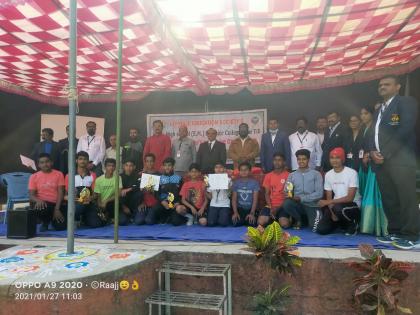 Ozar's HAL High School's 51st Sports Festival in full swing | ओझरच्या एच ए एल हायस्कूलचा ५१ वा क्रीडा महोत्सव उत्साहात