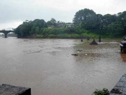 Heavy rain in Kolhapur district | कोल्हापूर जिल्ह्यात दमदार पाऊस