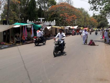 Parbhani: Increasingly, the roads are exhausted | परभणी : वाढत्या उन्हाने रस्ते निर्मनुष्य