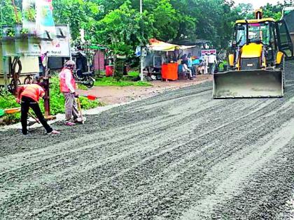 Digging from the North; Construction from the south | खोदकाम उत्तरेकडून; बांधकाम दक्षिणेकडून