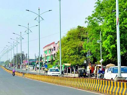 Beautification of the chowk on Dhamangaon road | धामणगाव रोडवरील चौकांचे सौंदर्यीकरण