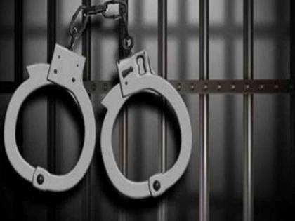 Bus station theft in Amravati solved within 24 hours; Two thieves arrested | बसस्थानकातील चोरीचा २४ तासांत उलगडा; दोन चोर अटकेत 