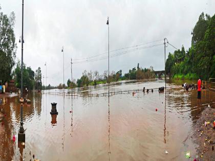 Heavy rain in Gaganbawda Radhanagari, less rain in eastern taluka including Kolhapur city | गगनबावडा, राधानगरीत जोर'धार', कोल्हापूर शहरासह पूर्वेकडील तालुक्यात पाऊस कमी Heavy rain in Gaganbawda Radhanagari, less rain in eastern taluka including Kolhapur city | गगनबावडा, राधानगरीत जोर'धार', कोल्हापूर शहरासह पूर्वेकडील तालुक्यात पाऊस कमी