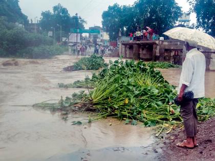 Rainfall of rain everywhere in the district | जिल्ह्यात सर्वत्र पावसाची हजेरी