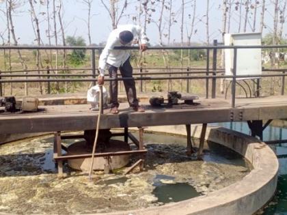 Gose's backwaters bring black-yellow water to the tap in Varthi in Bhandara district | गोसेच्या बॅकवाॅटरने भंडारा जिल्ह्यातील वरठीत नळाला येतेय काळे-पिवळे पाणी