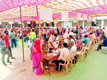 Two and a half thousand nominations from six talukas for 1653 Gram Panchayat seats | ग्रामपंचायतींच्या १६५३ जागांसाठी सहा तालुक्यातून अडीच हजारांवर नामांकन Two and a half thousand nominations from six talukas for 1653 Gram Panchayat seats | ग्रामपंचायतींच्या १६५३ जागांसाठी सहा तालुक्यातून अडीच हजारांवर नामांकन