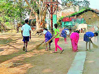 Village cleaning every Sunday | दर रविवारी ग्राम सफाई