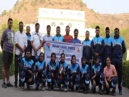 Mount Friendship, the ICF mountaineer leaves for Seven Sister campaign | माऊंट फ्रेंडशिप, सेव्हन सिस्टर मोहिमेसाठी आयसीएफचे गिर्यारोहक रवाना