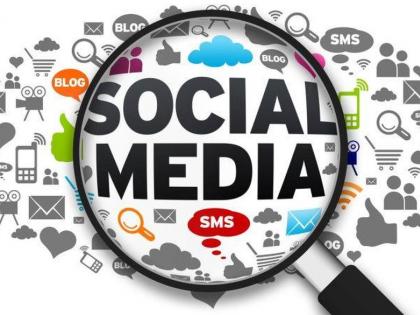 Offensive post viral on social media; Arrested youth martyred | सोशल मिडियात आक्षेपार्ह पोस्ट व्हायरल; शहाद्यातील युवकास अटक Offensive post viral on social media; Arrested youth martyred | सोशल मिडियात आक्षेपार्ह पोस्ट व्हायरल; शहाद्यातील युवकास अटक