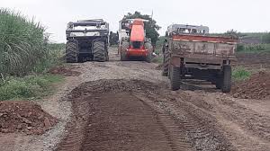 Meshi fork road work started | मेशी फाटा रस्ता कामास प्रारंभ