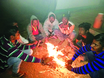  Mercury lowered; District Guardian ... | पारा खालावला; जिल्हा गारठला...