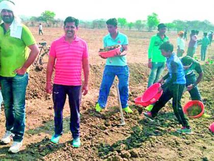 Water Cup Competition went public | वॉटर कप स्पर्धा झाली लोकचळवळ