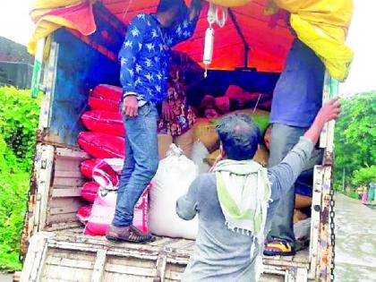 Sale of free rice from beneficiaries | मोफतच्या तांदळाची लाभार्थ्यांकडून विक्री