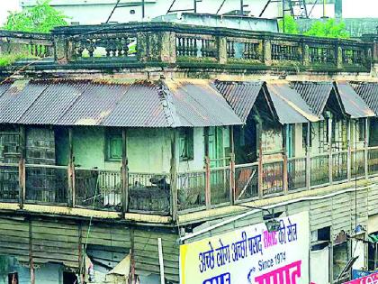 Six buildings in the metropolis are very dangerous | महानगरातील ८७ इमारती अतिधोकादायक