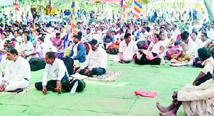 Thousands of devotees greet Sanghbhumi | संघभूमीला हजारो धम्मबांधवांचे वंदन