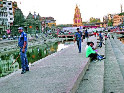 Demand from Municipal Corporation: 9 5 Security of the work-free Godpot made by the security forces is now in the hands of the police | महापालिकेकडून मागणी : ९५ सुरक्षारक्षकांना केले कार्यमुक्त गोदापात्राची सुरक्षा आता पोलिसांच्या हाती