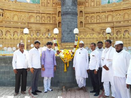 The largest statue of Ahilya Devi will be erected at Solapur University - Gopichand Padalkar | सोलापूर विद्यापीठात अहिल्यादेवींचा सर्वात मोठा पुतळा उभारणार-गोपीचंद पडळकर