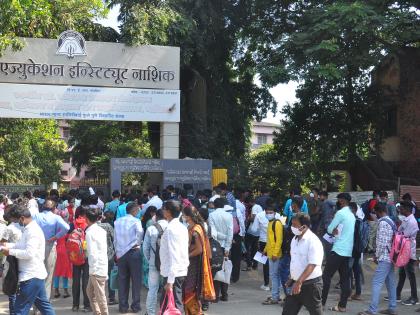 10 thousand candidates for the written examination of health | आरोग्यच्या लेखी परीक्षेला १० हजार परीक्षार्थींची दांडी