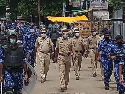 Raver's procession on the occasion of Ganeshotsav and Moharram | रावेरला गणेशोत्सव व मोहर्रमनिमित्त पथसंचलन