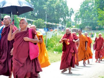Mahavandana and Tommadasena by Bhikkhu Sangh | भिक्खू संघातर्फे महावंदना व धम्मदेसना Mahavandana and Tommadasena by Bhikkhu Sangh | भिक्खू संघातर्फे महावंदना व धम्मदेसना