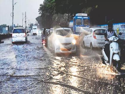 Heavy rains in Kolhapur: Riverside villages prepare to evacuate | कोल्हापूरात पावसाचा जोर: नदी काठच्या गावांची स्थलांतराची तयारी