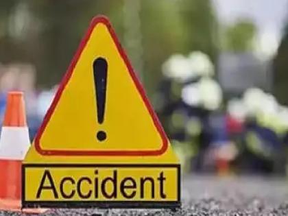 One killed in a collision with a vehicle, another died after a dumper ran over him | वाहनाच्या धडकेत एक ठार, डंपर अंगावरून गेल्याने दुसऱ्याचा मृत्यू