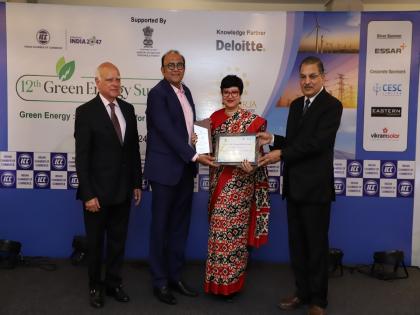 KDMC Awarded Green Energy and Energy Conservation Award | केडीएमसी ग्रीन ऊर्जा व ऊर्जा संवर्धन पुरस्काराने सन्मानित