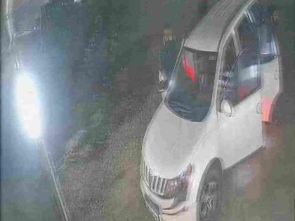 ढाब्यावरील सीसीटीव्ही कॅमेऱ्यात कैद झालेले तरुण.