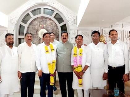 Mahayuti's Sachin Patil won the post of Chairman of Bhiwandi Agricultural Produce Market Committee and Manesh Mhatre won the post of Deputy Chairman. | भिवंडी कृषी उत्पन्न बाजार समितीच्या सभापती पदी महायुतीचे सचिन पाटील तर उपसभापती पदी मनेष म्हात्रे विजयी