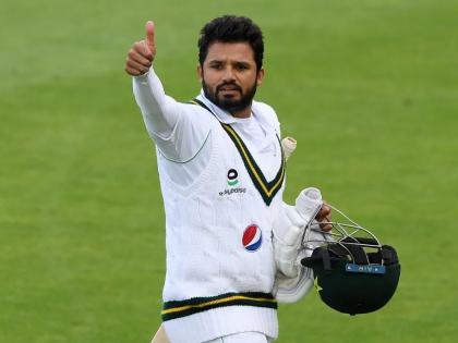 Azhar Ali's one and half-century; Pakistan scored 476 for 4 against Australia | अझहर अलीची दीडशतकी खेळी; ऑस्ट्रेलियाविरुद्ध पाकिस्तानच्या ४ बाद ४७६ धावा