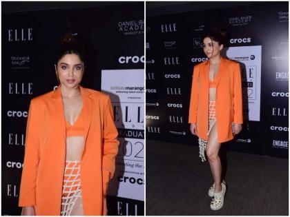 Sharvari Wagh : आता बोला! भगव्या रंगाची बिकिनी अन् ब्लेझर; शर्वरी वाघचा बोल्ड लूक पाहून नेटकरी म्हणाले...