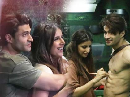 PHOTOS : ‘Bigg Boss 15’मध्ये सुरू झालेली ‘ही’ लव्हस्टोरी अखेर संपली...! ईशान व मायशाचं ब्रेकअप...!!