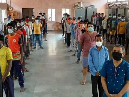 18 lakh workers waiting for employment | १८ लाख कामगार रोजगाराच्या प्रतीक्षेत