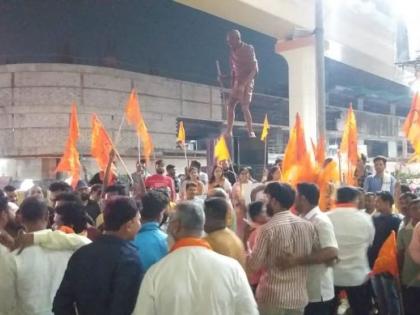 Activists from Nagpur rallied in support of Uddhav Thackeray, but the leader was absent | उद्धव ठाकरेंच्या समर्थनार्थ नागपुरातील कार्यकर्ते सरसावले, नेते मात्र गैरहजर