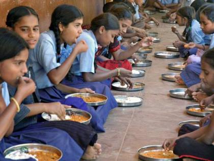 Now the local nutrition diet for the students in midday meal | मध्यान्ह भोजनात विद्यार्थ्यांना आता स्थानिक पौष्टिक आहार