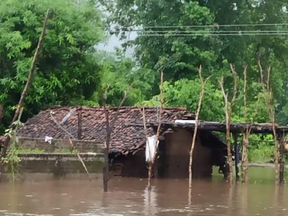 Gadchiroli rains on the third day | गडचिरोलीत तिसऱ्याही दिवशी पावसाचा कहर