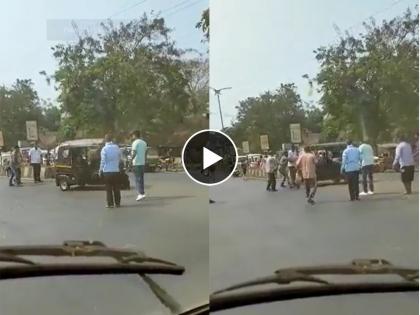 Auto rickshaw circling without driver on road video goes viral | VIDEO: विना ड्रायव्हर आपोआप गोल फिरू लागला ऑटो रिक्षा आणि मग...