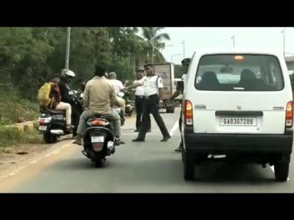 Violation of 'no entry' rule on Atal Setu in Goa, penal action against two wheeler drivers | गोव्यातील अटल सेतूवर ‘नो एंट्री’नियमभंग, दुचाकी चालकांवर दंडात्मक कारवाई 