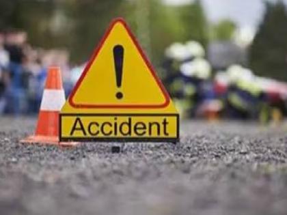 Woman on two-wheeler killed in collision with truck in Bhiwandi; | भिवंडीत ट्रकच्या धडकेत दुचाकी वरील महिला ठार