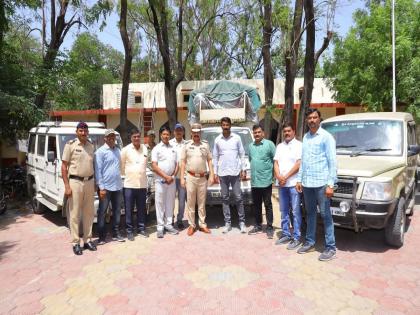 Auto thief caught in net within 24 hours, 20 lakh worth of goods seized along with three vehicles | वाहनचाेरी करणारा चाेवीस तासांत जाळ्यात, तीन वाहनांसह २० लाखांचा मुद्देमाल जप्त