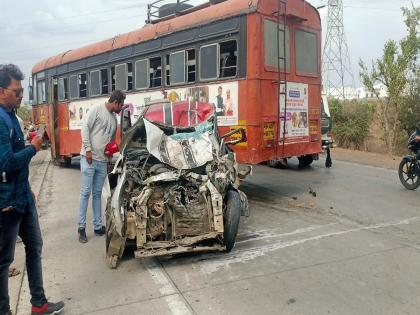 8 people injured in ST accident, two seriously: incident on Khamgaon Shegaon Road | एसटी अपघातात ८ जण जखमी दोघे गंभीर: खामगाव शेगाव रोडवरील घटना