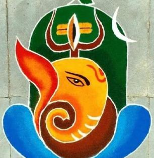गणपती बाप्पासमोर काढा सोपी आकर्षक रांगोळी, घ्या एक से एक डीझाईन्स...