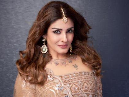 raveena tandon approached for kgf chapter 2 after sanjay dutt |  रवीना टंडन स्वीकारणार का ‘केजीएफ 2’ची ऑफर?