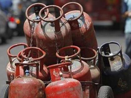 LPG Price Hike: gas cylinders go up by Rs 25 to 68 from Monday night | LPG Price Hike: सामान्यांना जोरदार झटका! घरगुती गॅस सिलिंडर 25 रुपयांनी महागला