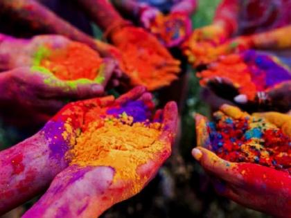 This year's Holi is 'Chinese' free; The horror of 'Corona' | यंदाची होळी ‘चायनीज’ मुक्त; ‘कोरोना’ची दहशत